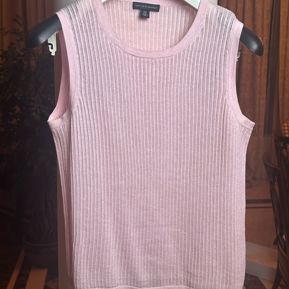 Saks Fifth Avenue Blush Pink Ribbed Knit Sleeveless Top Elegant - Picture 3 of 8